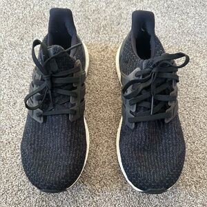 Adidas Ultra Boost Sneakers